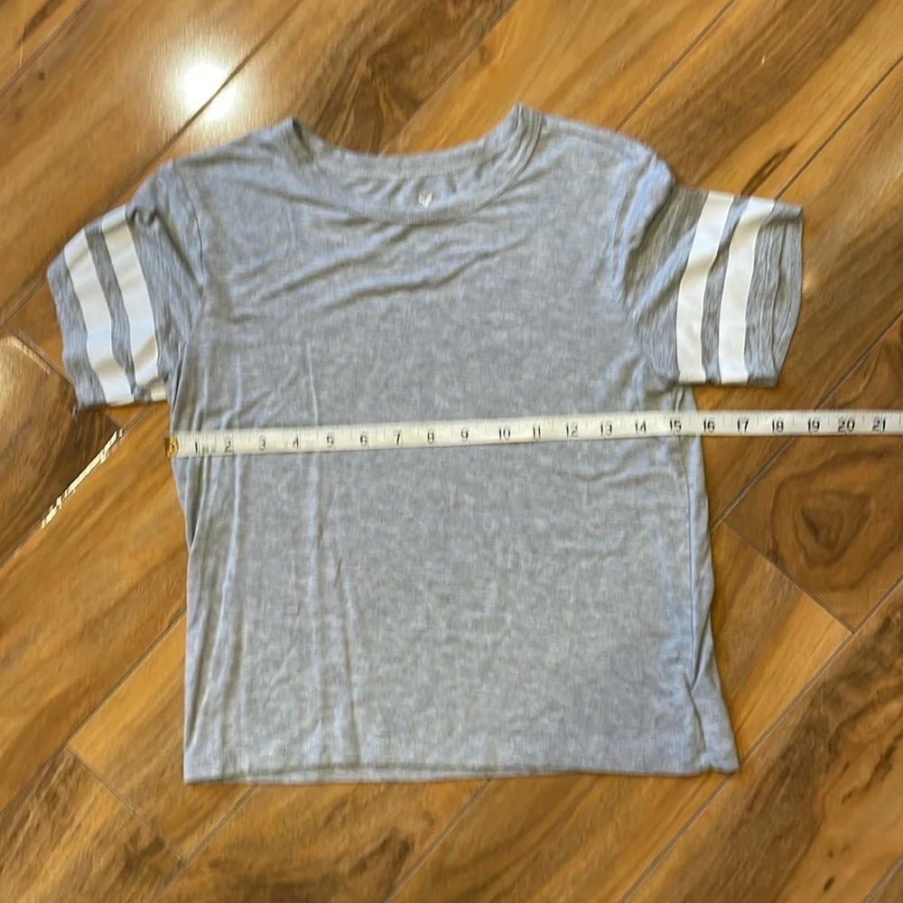 American Eagle, soft and sexy cropped T-shirt size small